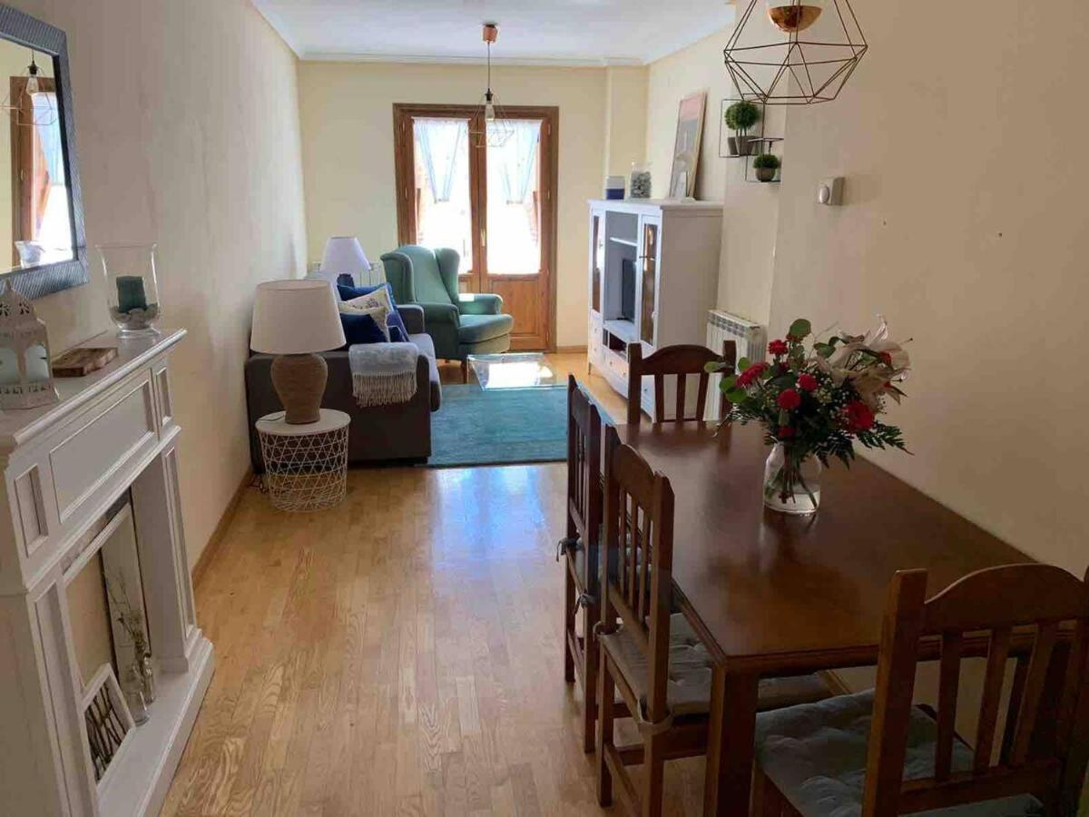 Casa Sendacomodidad Y Descanso Sallent de Gállego Exteriör bild